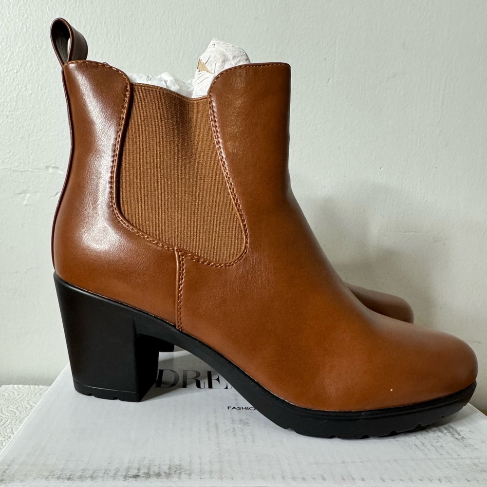 DREAM PAIRS Women's Low Chunky Block Heel Ankle boots
